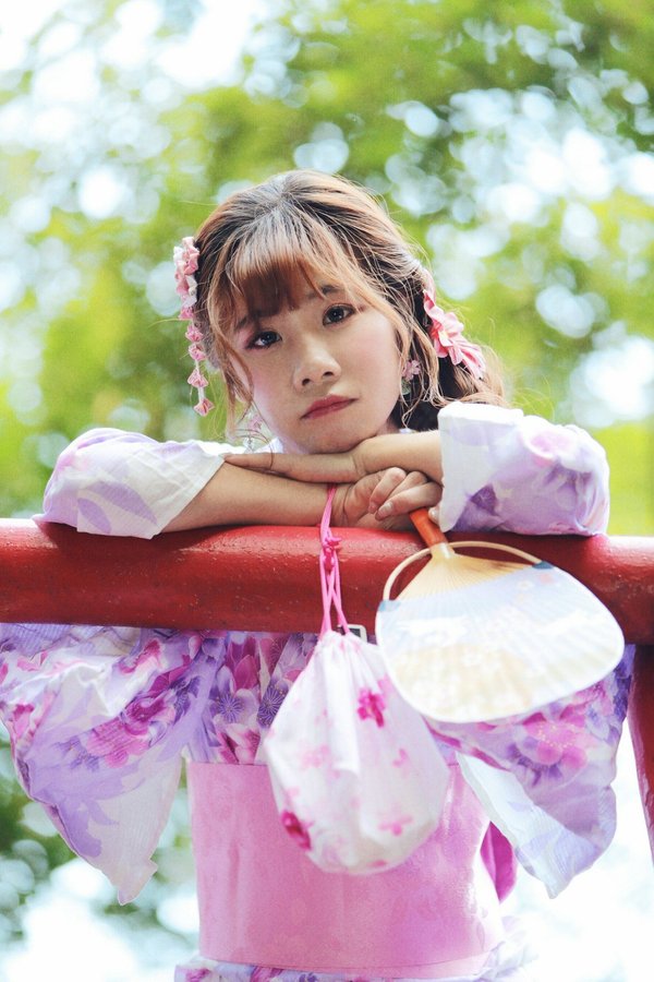 Découvrez l'élégance des abayas kimono à Dubaï